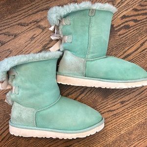 UGG Bailey mint green little girl size 3 boots